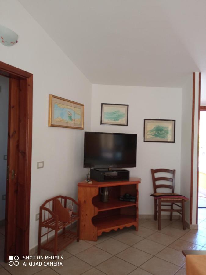 شقة Casa Girasole كاستيلساردو المظهر الخارجي الصورة