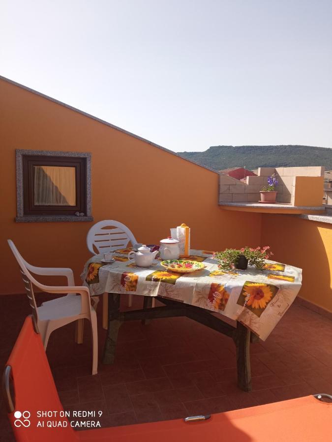 شقة Casa Girasole كاستيلساردو المظهر الخارجي الصورة